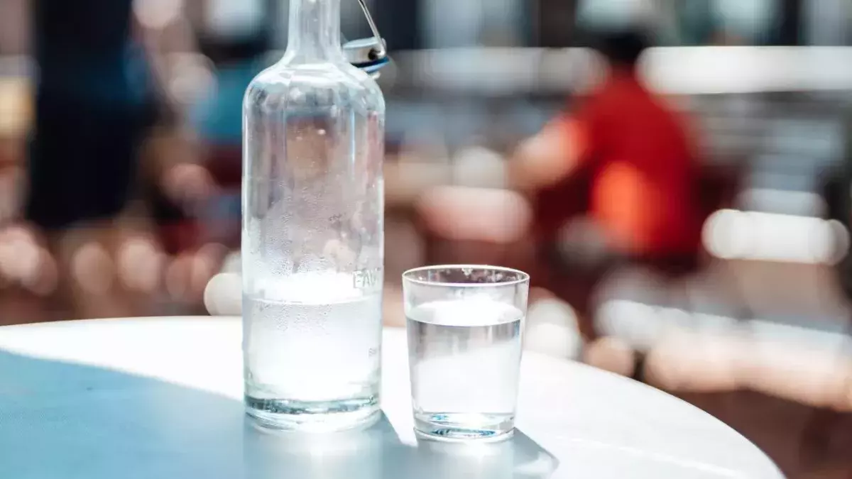 Kann man abgestandenes Wasser noch trinken?