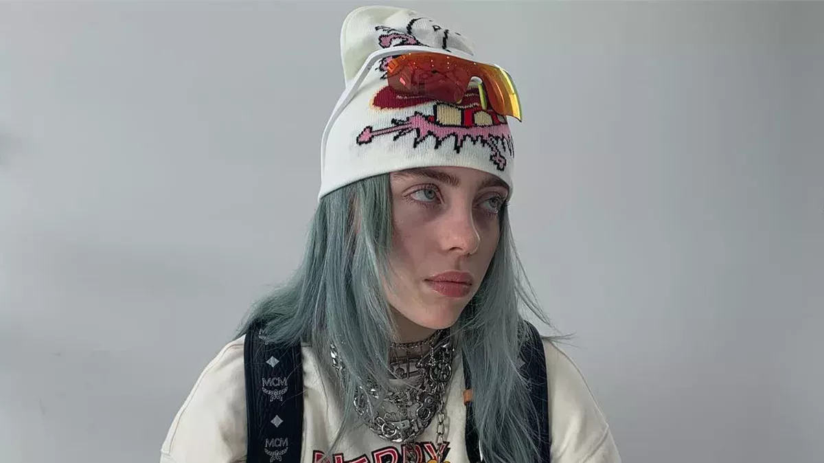 Billie Eilish zeigt sich emotional