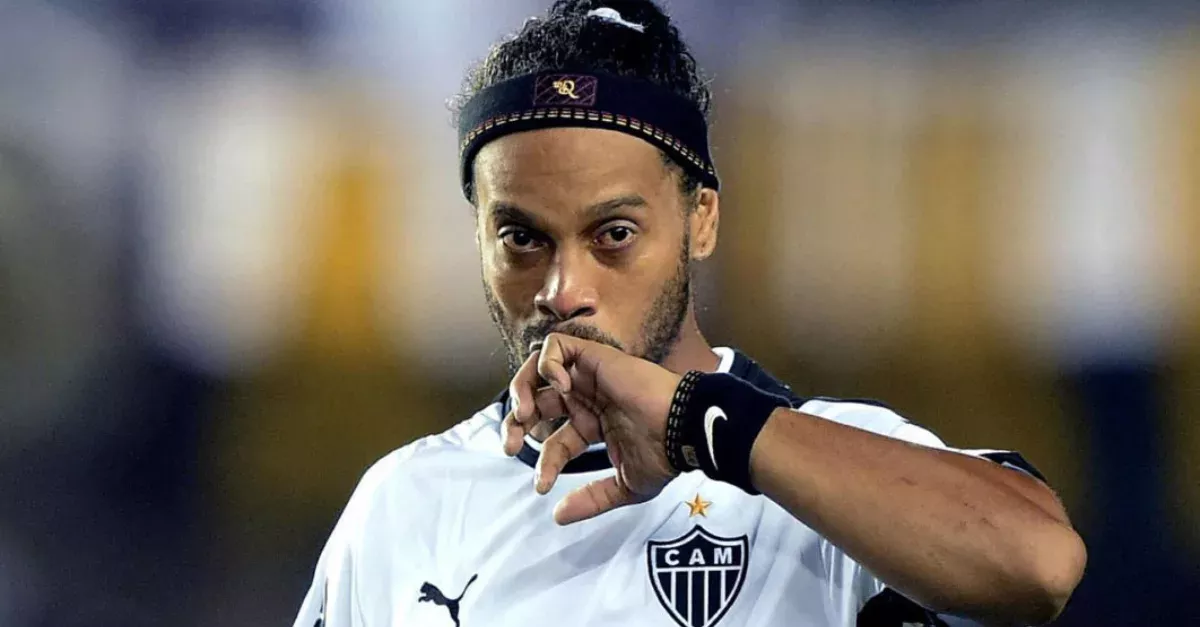 Ronaldinho: Angeblich pleite und auf der Flucht vor dem Gesetz