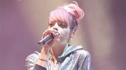 Lily Allen: Twitter-User verbreitet Foto von ihrem Intimbereich. Ihre Reaktion ist genial