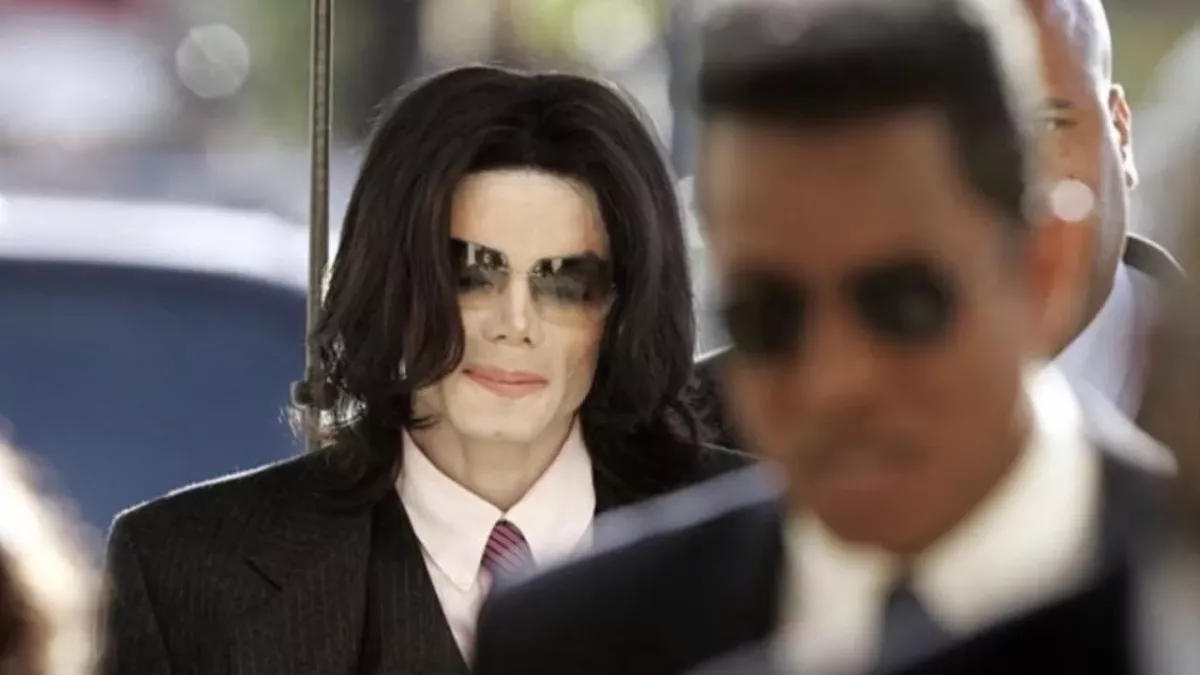 Der King of Pop 2005 auf dem Weg zum Obersten Gerichtshof im kalifornischen Santa Maria