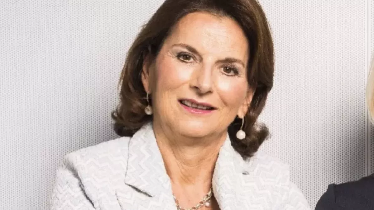 Claudia Obert 