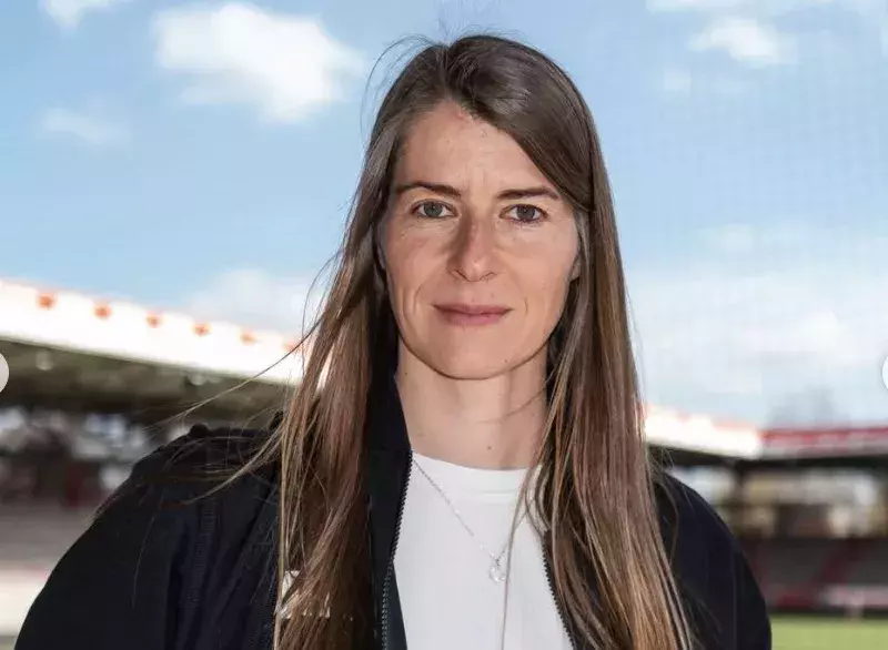 „Fußballgöttin“: Marie-Louise Eta schreibt Geschichte bei Union Berlin
