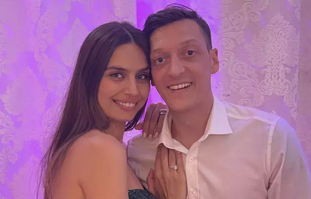 „Gesund zur Welt gekommen“: Mesut Özil zum dritten Mal Vater