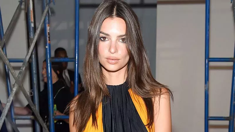 Emily Ratajkowski