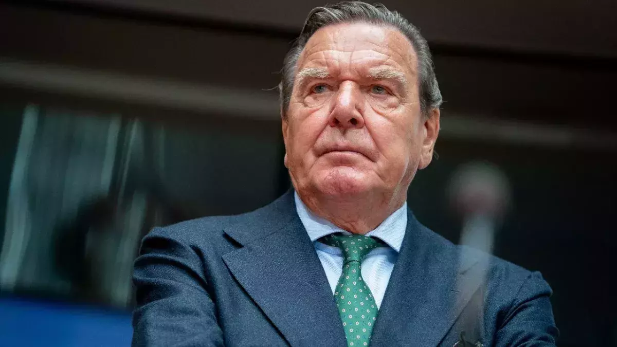 Gerhard Schröder muss Schmerzensgeld blechen