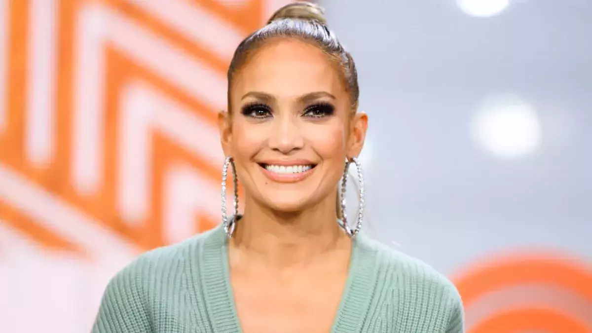 Ihr Grinsen spricht Bände: JLo verplappert sich über ihr Liebes-Comeback