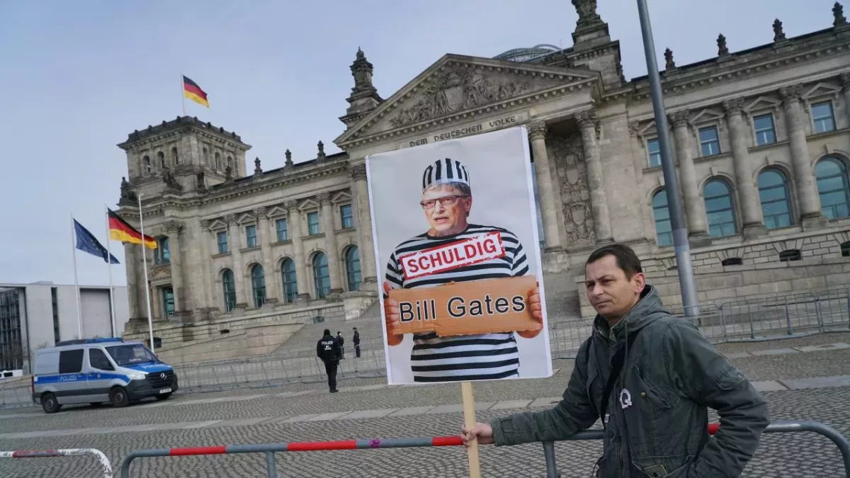 Ist Bill Gates vielleicht gar nicht so nett, wie alle dachten?