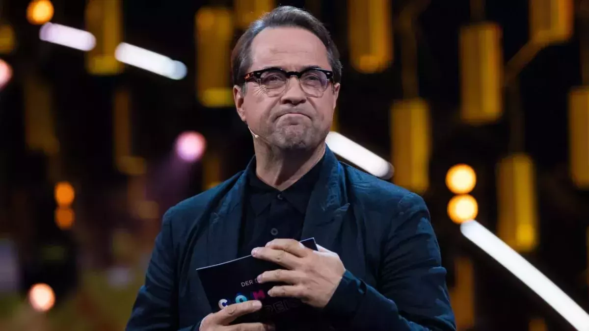 Jan Josef Liefers rudert nach öffentlicher Kritik zurück.