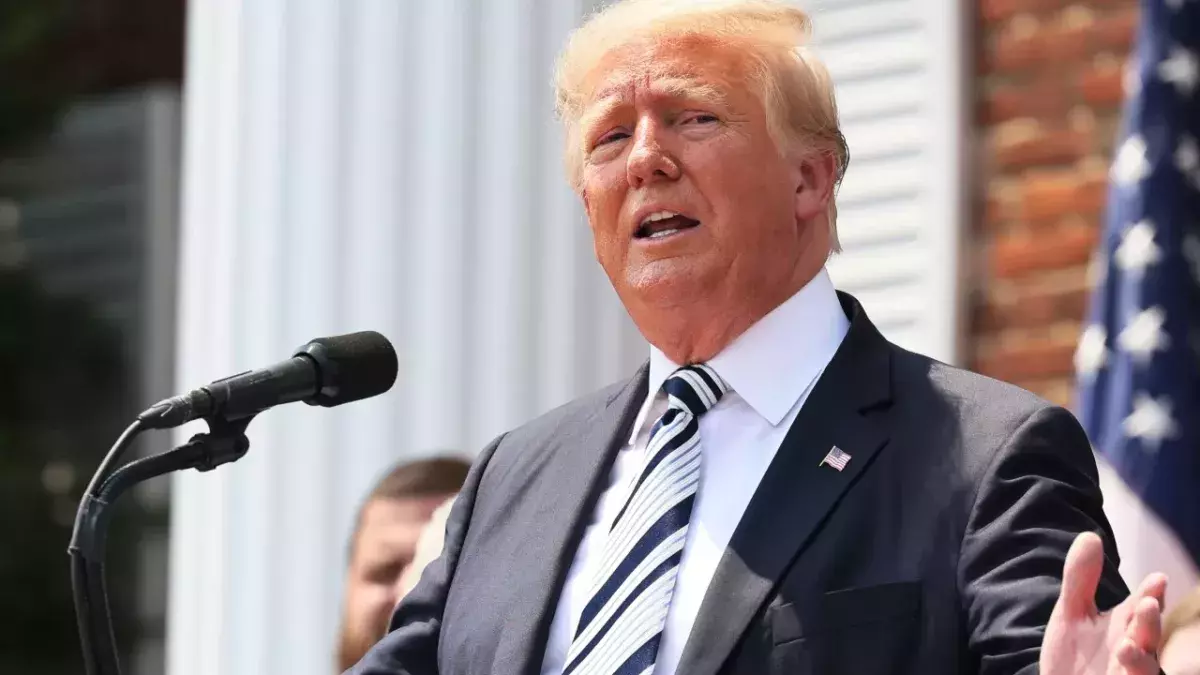 Nach Social-Media-Sperre: Donald Trump verklagt Twitter und Co.