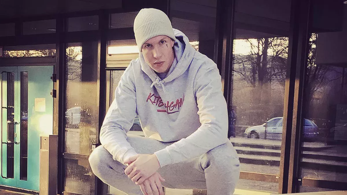 Rapper Felix Krull hat sich einen Scherz erlaubt, der ihn teuer zu stehen kommt