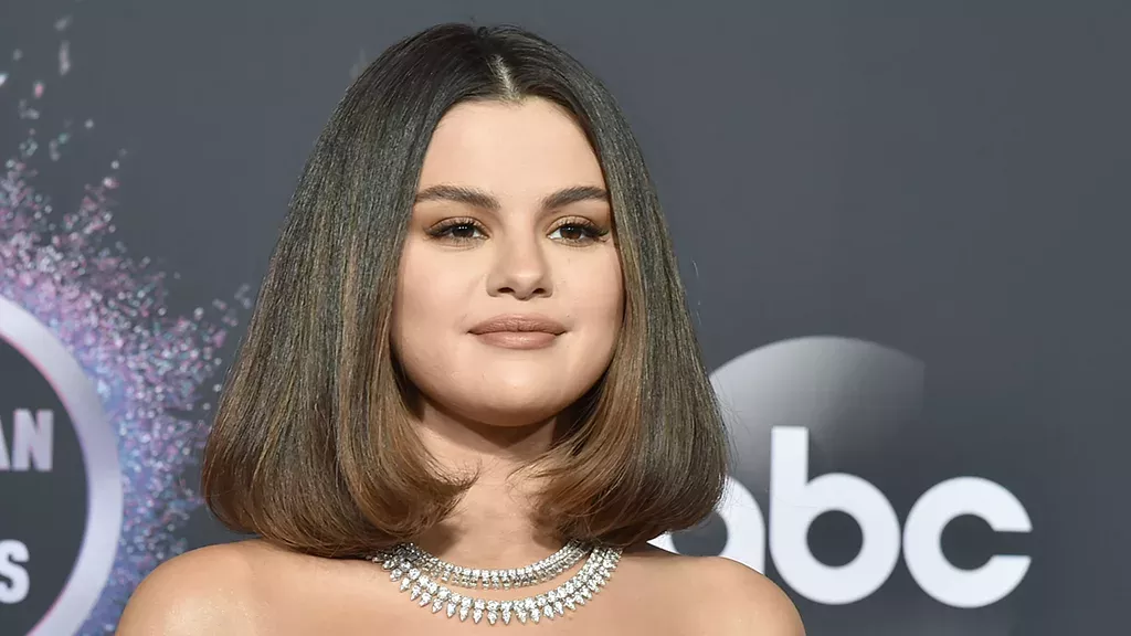 Selena Gomez kauft einfach ihre eigenen Alben