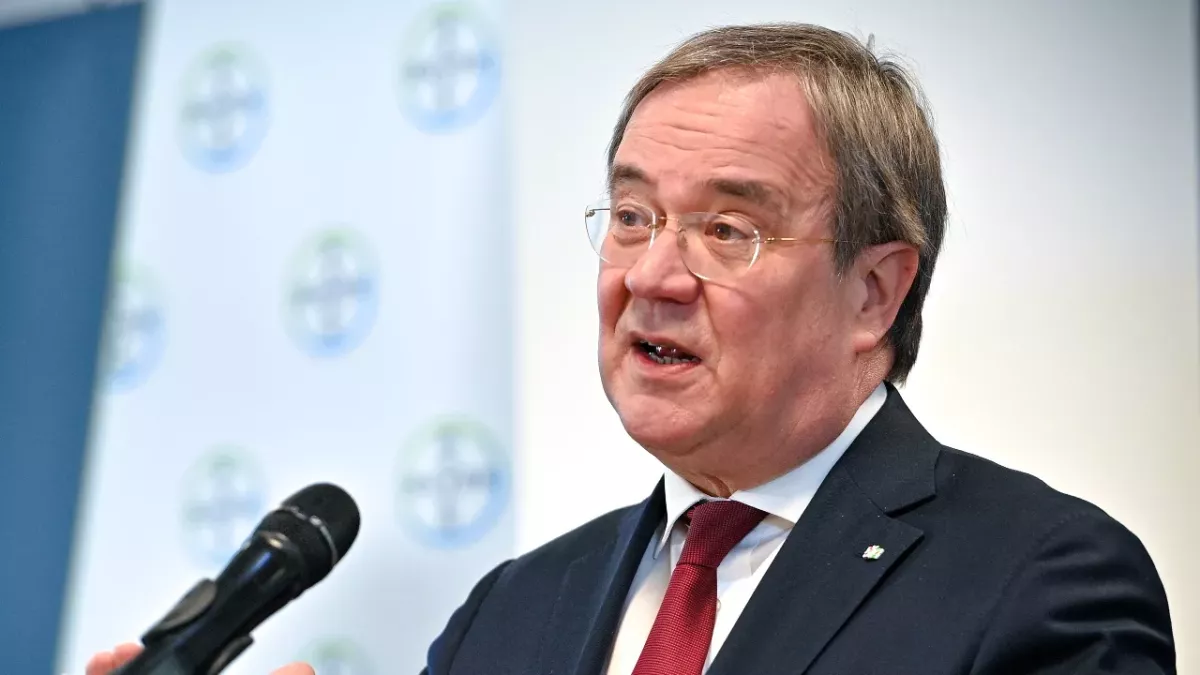 "Signifikante Schäden an Kindern": Laschet gegen die Lockdown-Politik von Merkel und Söder
