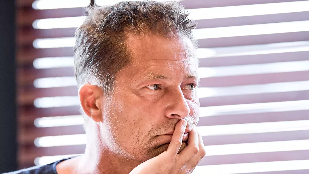 Til Schweiger macht sich über seine Landsleute lustig