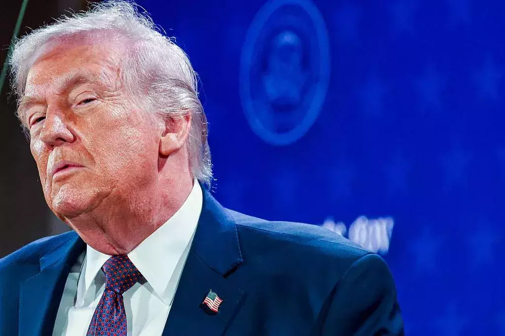 "Sie wird noch weitermachen": Donald Trump verspottet Ilhan Omar nach Angriff