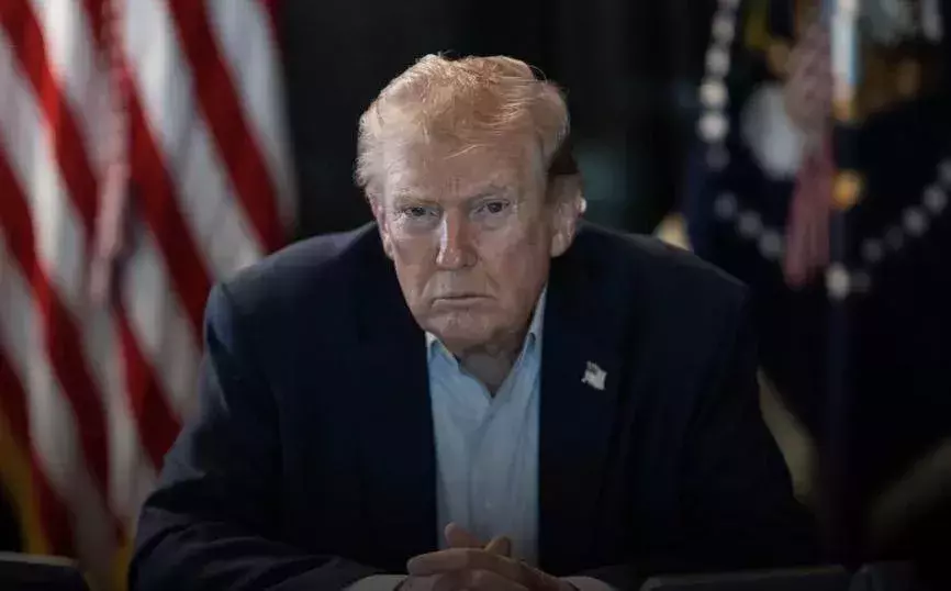 „eine Handgranate auf die US-Wirtschaft“: Wie der Wirtschaftsnobelpreisträger Donald Trumps Kurs sieht