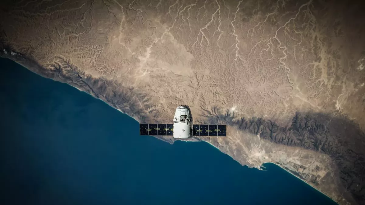 Ein 270 kg schwerer NASA-Satellit stürzt auf die Erde: Welche Risiken bestehen?