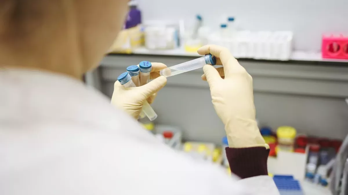 Omikron birgt hohes Risiko mehrfacher Covid-Infektionen