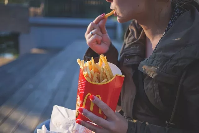 Alles für die Nachhaltigkeit: Darum versteckt McDonald's RFID-Chips in den Verpackungen