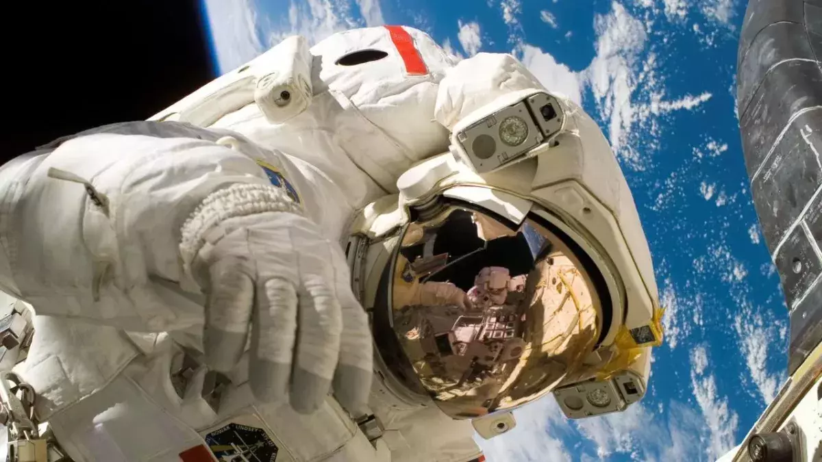 Astronaut, Gehalt, Geld, Weltraum, Ausbildung