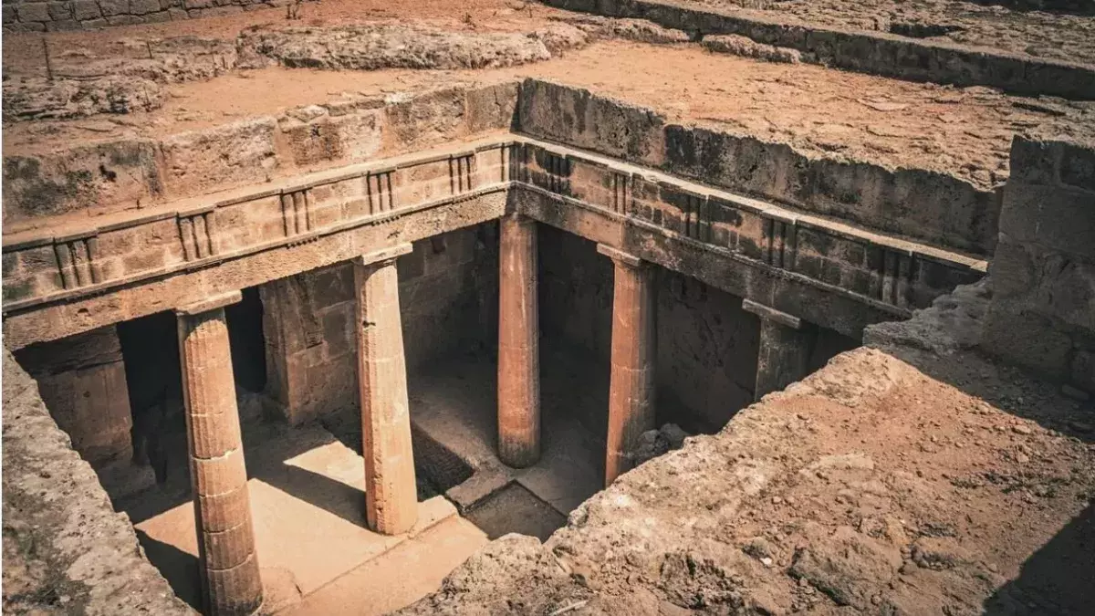 Archäologischer Sensationsfund:  Grab einer jungen Frau voller Schätze entdeckt