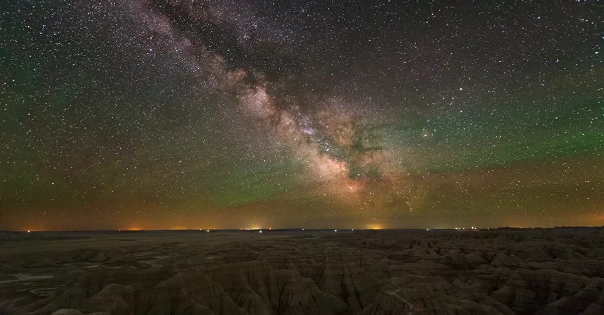 Nachthimmelsleuchten (Airglow): Mysteriöses Leuchten am Nachthimmel