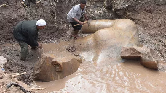 Antike Pharao-Statuen in Ägypten entdeckt
