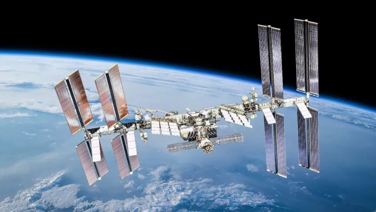 Die Mitglieder der ISS sind knapp an einer Katastrophe vorbeigeschrammt
