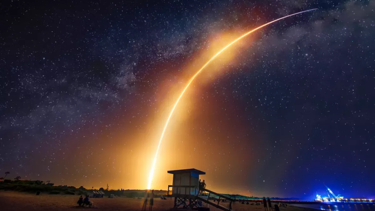 Falcon Heavy SpaceX rocket launch
