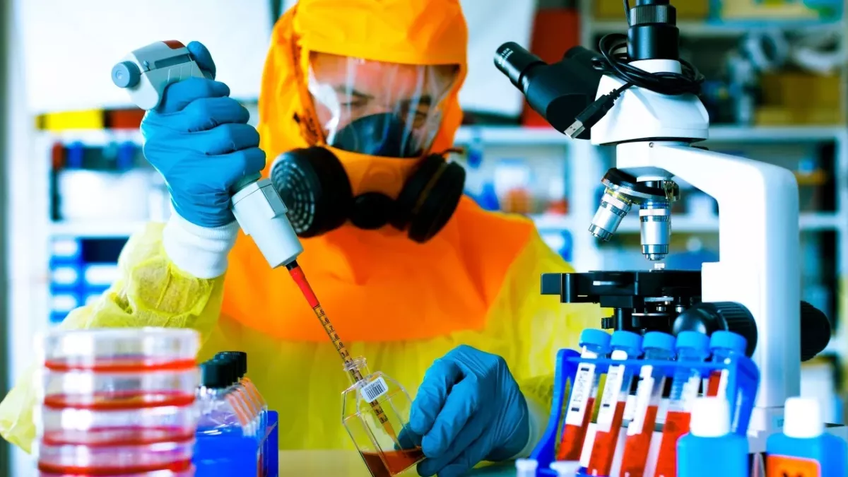 Neues tödliches Virus: Es ähnelt Ebola und wird von Mensch zu Mensch übertragen!