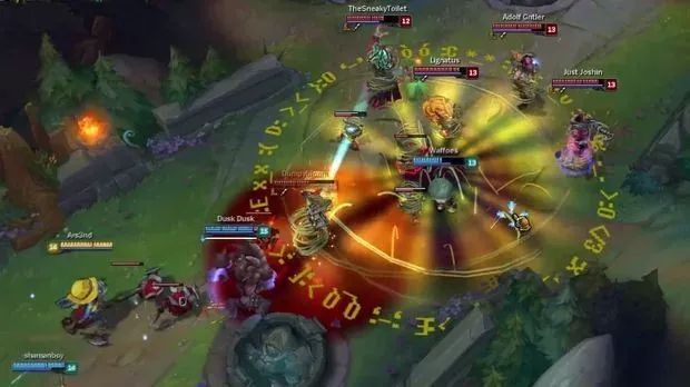 League of Legends: Ein Team rotiert perfekt mit der Ulti