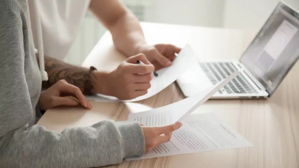 Internetprovider wechseln: Woran Verbraucher denken sollten