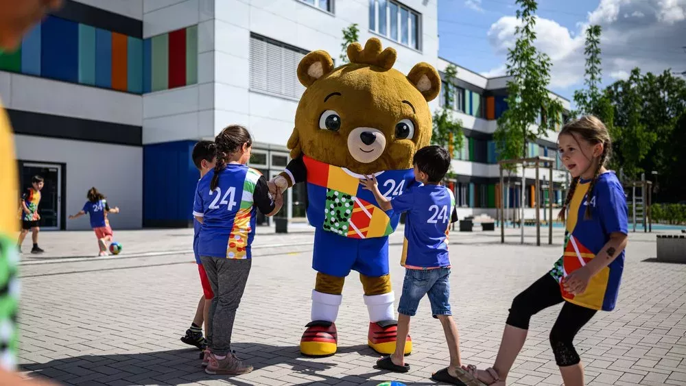 Maskottchen für Fußball-EM 2024: UEFA sucht Namen per Online-Voting