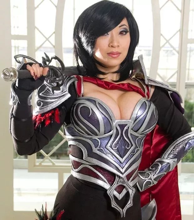 Yaya Han