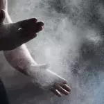 Bei dieser Sportart darf man sich nur mit der flachen Hand bekämpfen