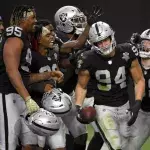 Carl Nassib und seine Mitspieler
