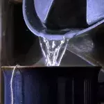 Darf man gekochtes Wasser wieder aufkochen? Ihr tippt bestimmt falsch!