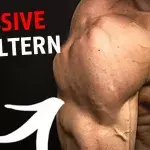 So baust du Muskelmasse an den Schultern mit leichten Gewichten auf