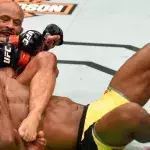 UFC Fight Night: Demetrious Johnson macht Wilson Reis fertig und schlägt einen Rekord