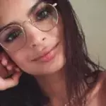 Jubiläum: Emily Ratajkowski in der Badewanne