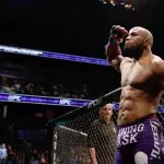 Yoel Romero feiert seinen Sieg gegen Chris Weidman und wird dafür für 2 Monate suspendiert