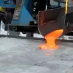 Lava auf Eis: Spektakuläre Reaktion