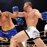 Brutaler Kampf zwischen Mark Hunt und Wanderlei Silva beim Pride