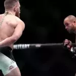 Conor McGregor erklärt, warum er gegen Eddie Alvarez die Hände hinter dem Rücken verschränkt hat
