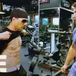 Ein Magier fordert UFC-Stars dazu auf, ihn möglichst hart in den Bauch zu schlagen