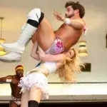 Wrestling: Candice Lerne entwickelt "Ballsplex", einen legendären Griff, mit dem sie ihre männlichen Gegner fertigmacht