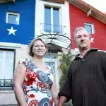 Nach Frankreichs WM-Triumph: Paar streicht Haus in Blau-Weiß-Rot. Dann meldet sich der Bürgermeister!