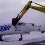 Dieser Flufhafenmitarbeiter wurde entlassen... Und überlegt sich die ultimative Rache!
