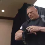 Brock Lesnar's Hände sind zu riesig für die Handschuhe