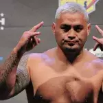 Mark Hunt hat gebleichte Haare und einen Spitznamen aus Dragon Ball Z